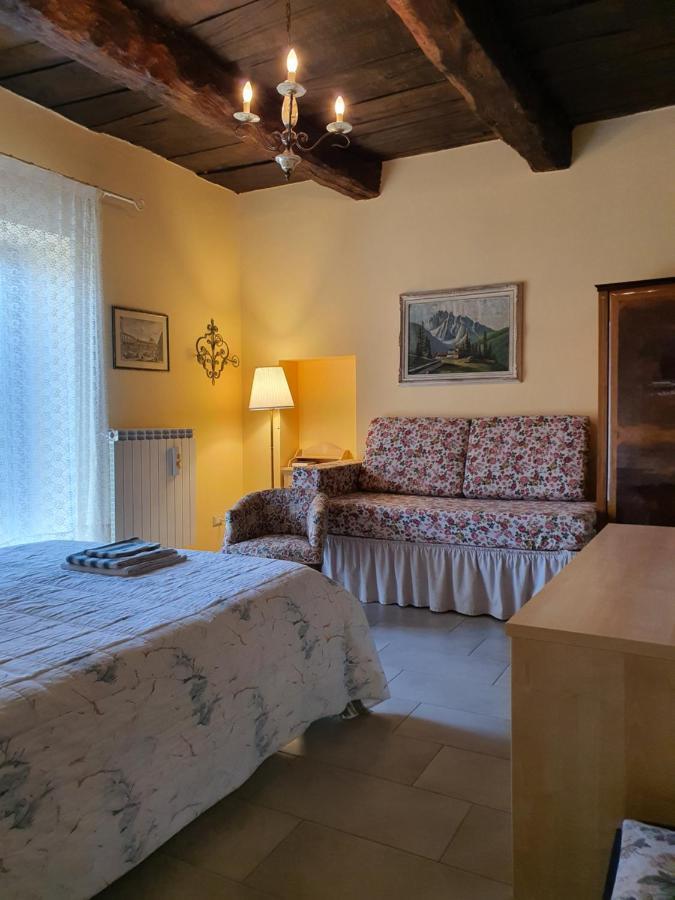 Fagnano Olona Il Casolare Del Medio Olona Bed & Breakfast エクステリア 写真